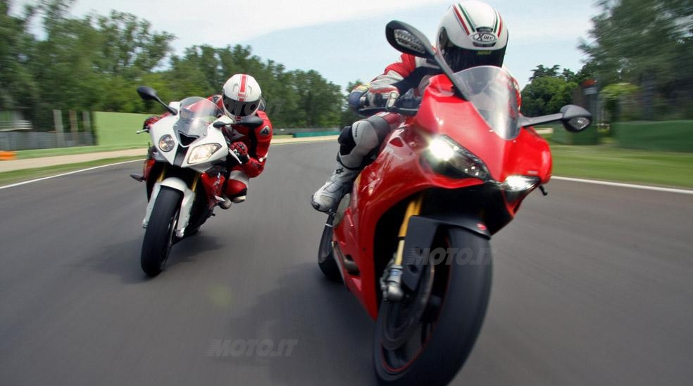 Ducati vs bmw 1000rr #7